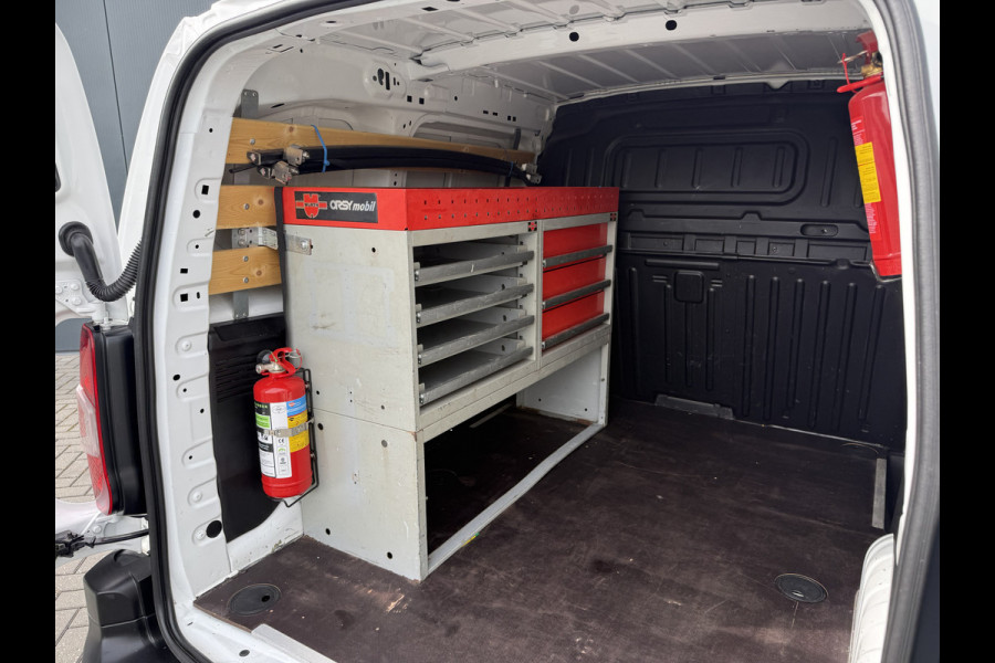 Opel Combo 1.5D 100 PK / L1H1 / 1e EIG. / TREKHAAK / AIRCO / CRUISE / CAMERA / INRICHTING / NAVI