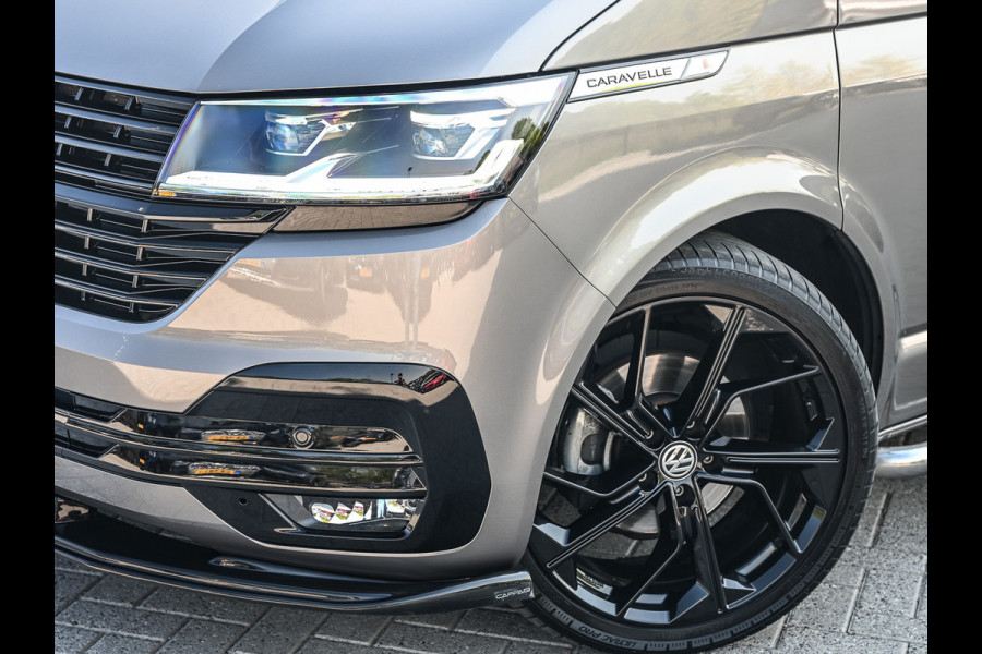 Volkswagen Transporter 2.0 TDI L2H1 32 DC Caravelle | Camera | Led | 20 inch. | Cruise control | Automaat |