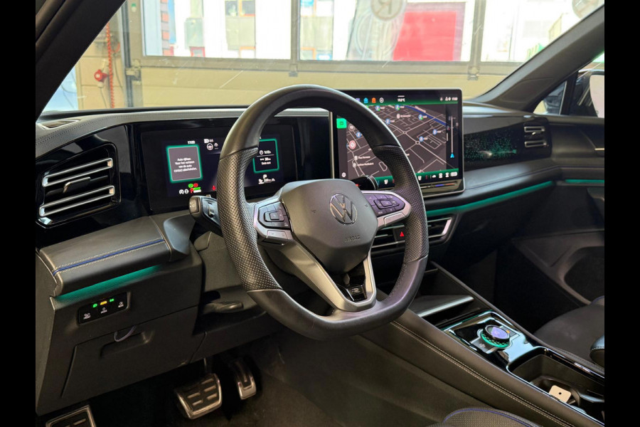 Volkswagen Tiguan 1.5 eHybrid R-Line Edition Panoramadak, Massage Stoelen, Trekhaak