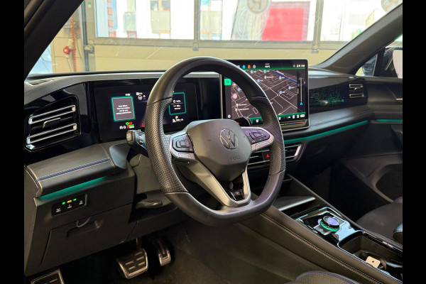 Volkswagen Tiguan 1.5 eHybrid R-Line Edition Panoramadak, Massage Stoelen, Trekhaak