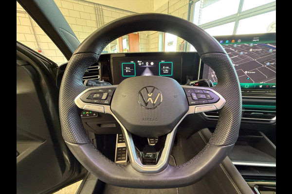 Volkswagen Tiguan 1.5 eHybrid R-Line Edition Panoramadak, Massage Stoelen, Trekhaak