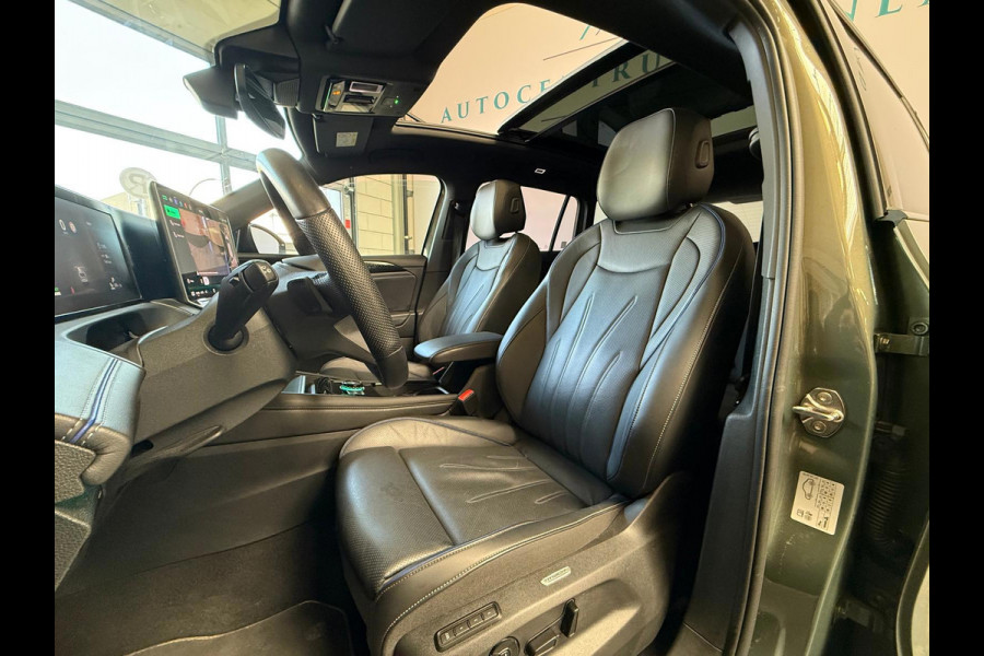 Volkswagen Tiguan 1.5 eHybrid R-Line Edition Panoramadak, Massage Stoelen, Trekhaak