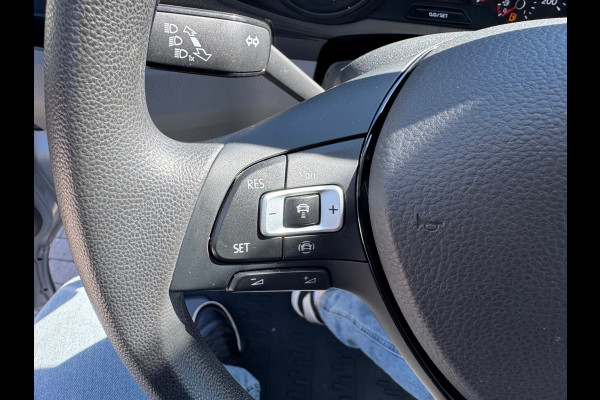 Volkswagen Crafter 35 2.0 TDI L3H3 140pk Automaat - ACC - LED - Geveerde Stoel - Carplay - Camera - Betimmering - Rijklaar