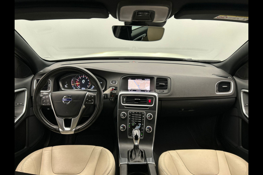 Volvo S60 1.5 T3 Polar+ Dynamic Automaat | Origineel Nederlands | Leder | Navigatie | Climate-control | Stoel/stuurverwarming |