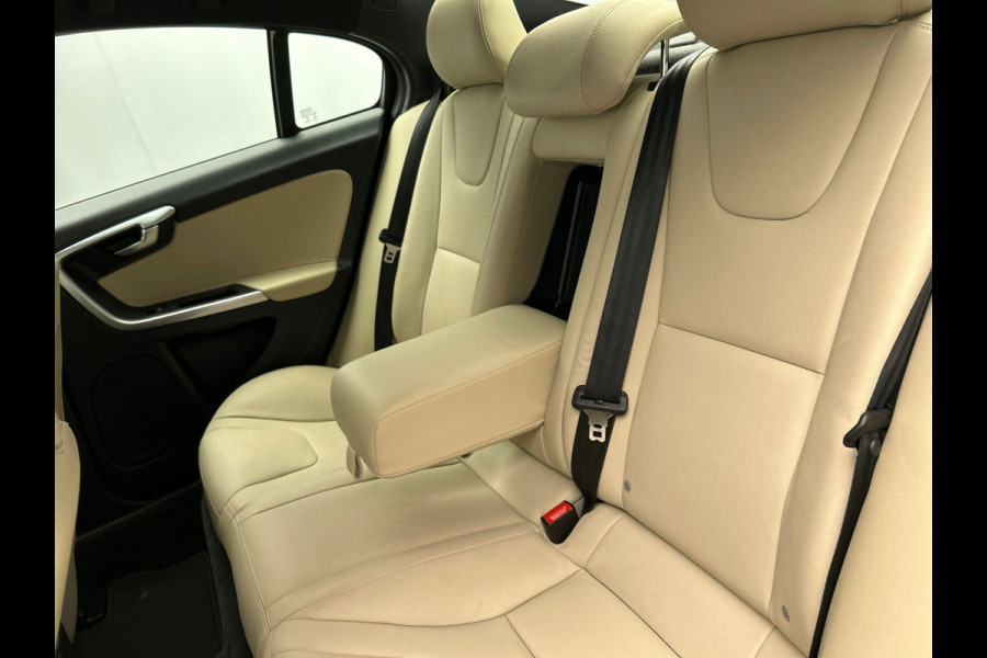 Volvo S60 1.5 T3 Polar+ Dynamic Automaat | Origineel Nederlands | Leder | Navigatie | Climate-control | Stoel/stuurverwarming |