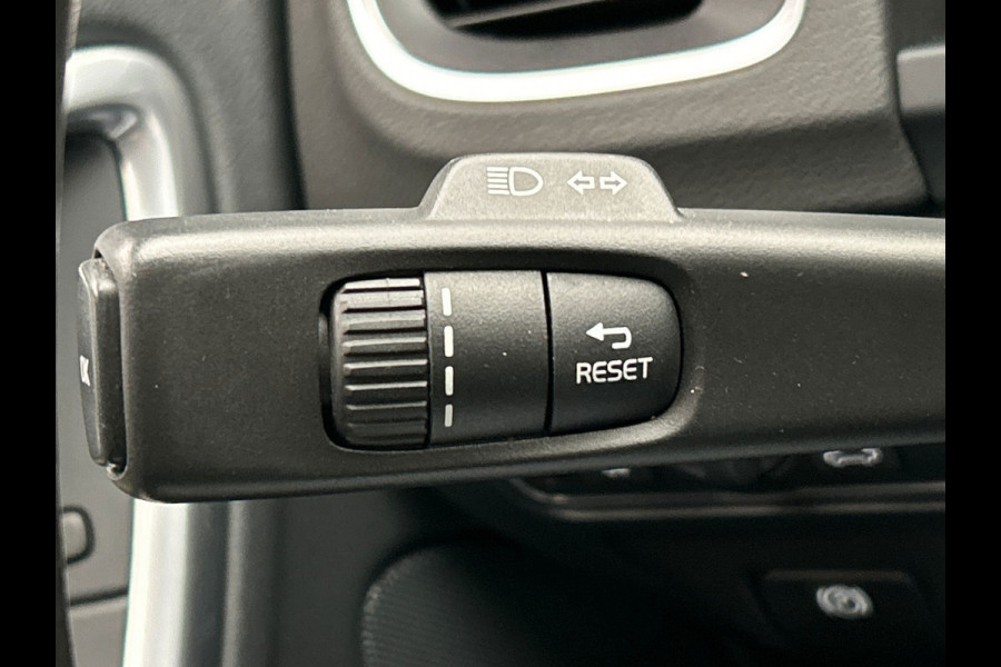 Volvo S60 1.5 T3 Polar+ Dynamic Automaat | Origineel Nederlands | Leder | Navigatie | Climate-control | Stoel/stuurverwarming |