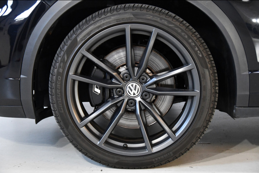 Volkswagen T-Roc 2.0 TSI 4Motion R Performence Akra Pano