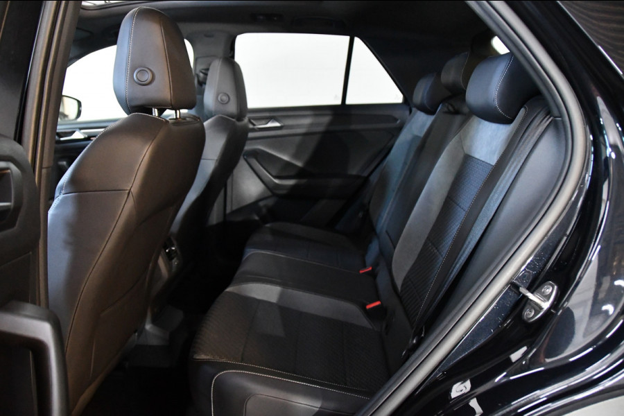 Volkswagen T-Roc 2.0 TSI 4Motion R Performence Akra Pano