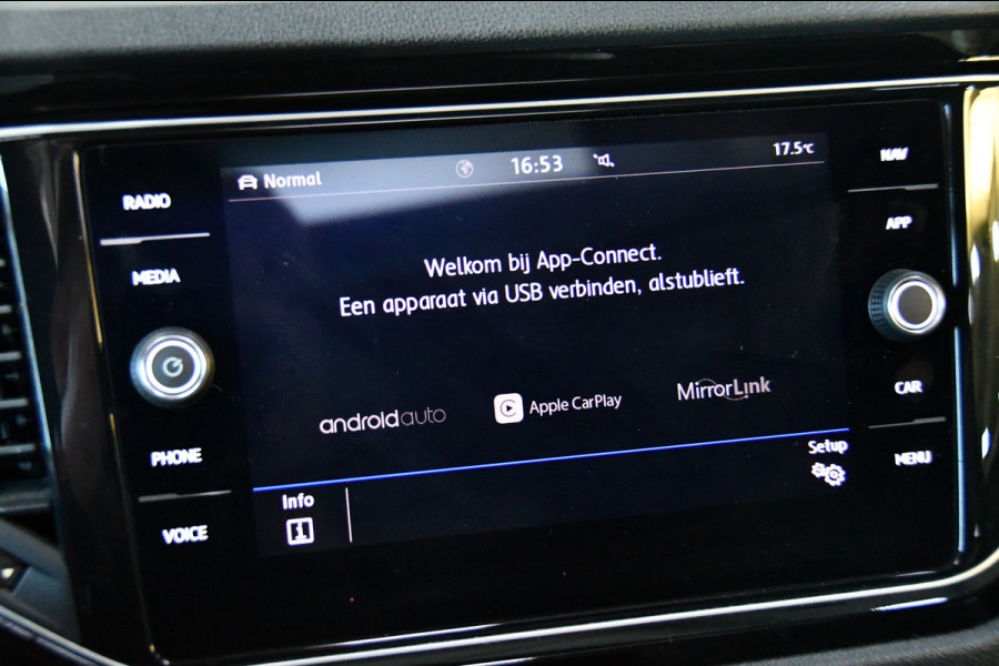 Volkswagen T-Roc 2.0 TSI 4Motion R Performence Akra Pano