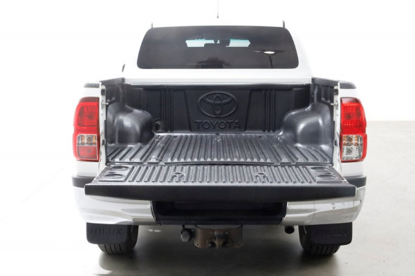 Toyota Hilux 2.4 D-4D-F 150pk E6 4WD 4x4 Double Cab Automaat 08-2019