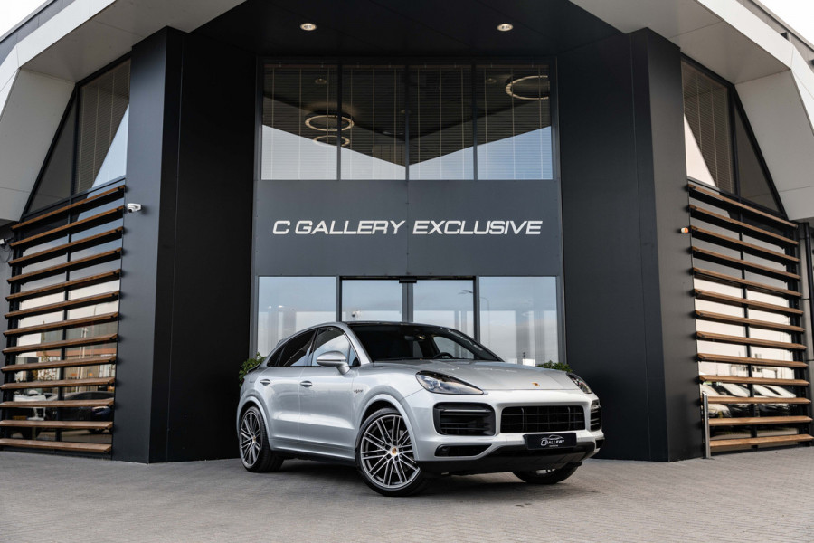 Porsche Cayenne Coupé 3.0 E-Hybrid - Origineel NL | Sport Chrono + | Panorama | Elek. Trekhaak | Bose