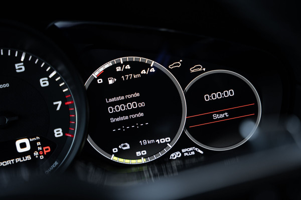 Porsche Cayenne Coupé 3.0 E-Hybrid - Origineel NL | Sport Chrono + | Panorama | Elek. Trekhaak | Bose