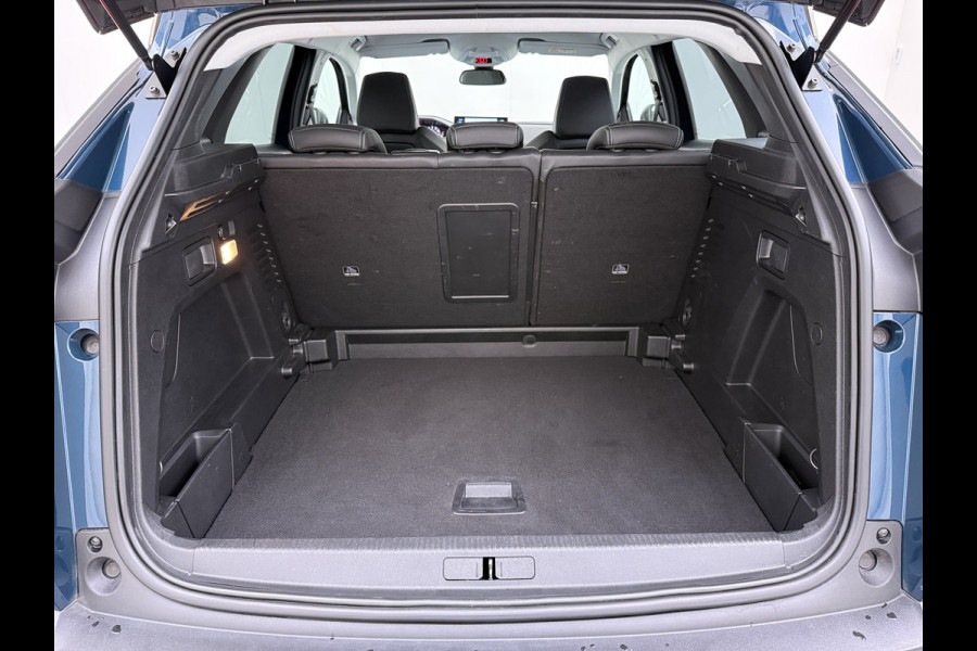 Peugeot 3008 T Aut. 131pk 360°Camera AppleCarplay AndroidAuto Leer Keyless Bordherk. Lane-dep. Flippers Led 1/2Leer Navi Stoelverw. Grootlichtassistent Isofix CruiseControl Ecc Usb Bluetooth Verst.Stoelen 18''LM 1.2 PureTech Allure  Pack Business