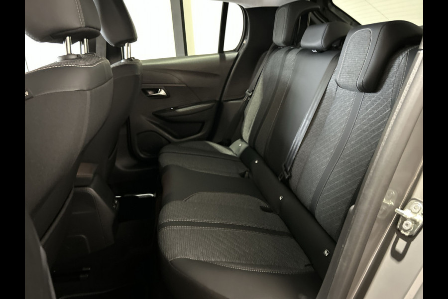 Peugeot e-208 EV Allure 50 kWh Warmtepomp | 3-fase lader | navigatie | zichtpakket Wordt verwacht 6 mei
