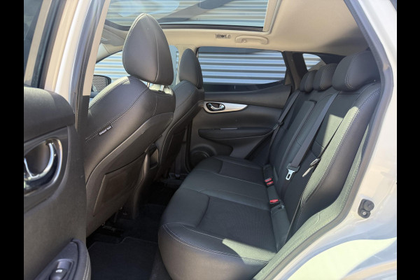 Nissan QASHQAI 1.3 DIG-T Tekna + 2e Eigenaar|Navi|Pano||Cruise|Camera|Carplay|Clima|Stoelverw|N.A.P|APK tot 03-2027