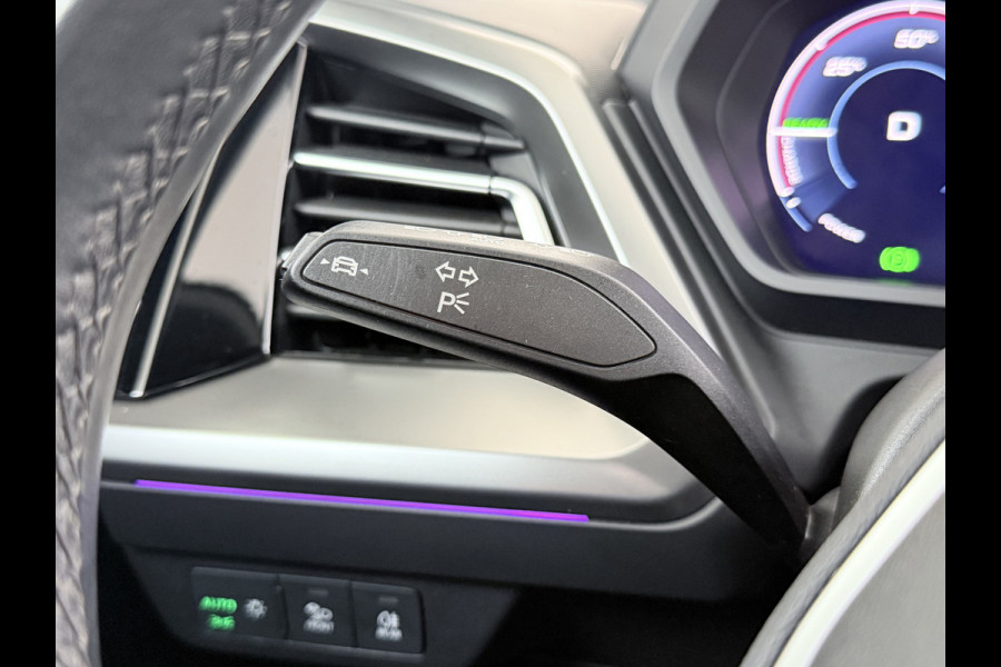 Audi Q4 e-tron 35 Launch Edition Soh 92%-dak-Schuifdak Camera Adap.Cruise W-pomp Navi-Plus Sportst.+Verwarmd PDC-a+v Matrix Led Advanced Plus Lmv 19" Elek.Achterklep Virtual Cockpit E-Call Bordherkenning Audi Connect +Phone-Box Keyless-Go A-Licht-Dynamisch 1e Eigenaar Origineel Nederlandse Auto €56.174,- Nieuwprijs