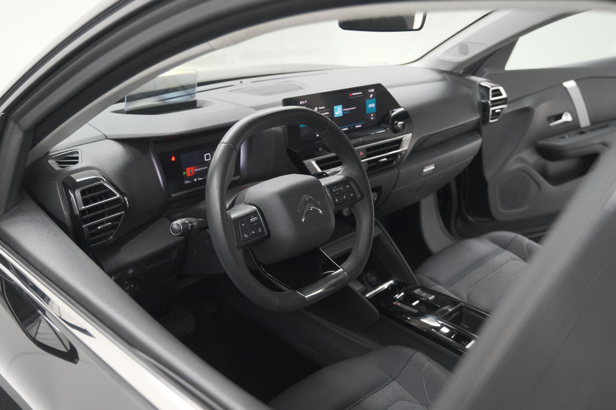 Citroën C4 Puretech 130 EAT8 Feel Pack | Camera | Head-Up Display | Navigatie | Parkeersensoren