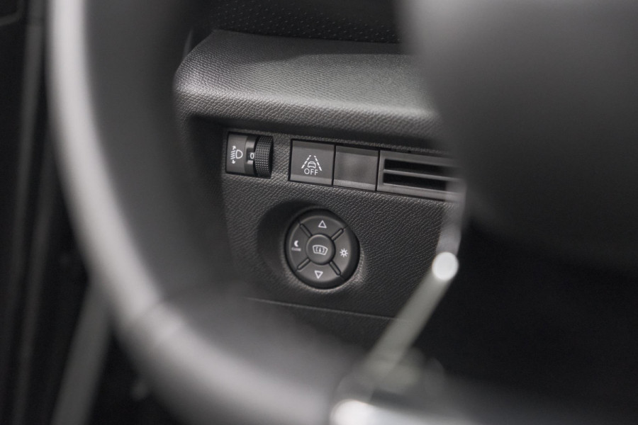 Citroën C4 Puretech 130 EAT8 Feel Pack | Camera | Head-Up Display | Navigatie | Parkeersensoren