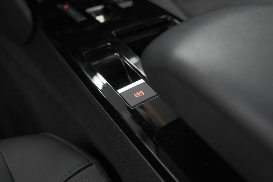 Citroën C4 Puretech 130 EAT8 Feel Pack | Camera | Head-Up Display | Navigatie | Parkeersensoren
