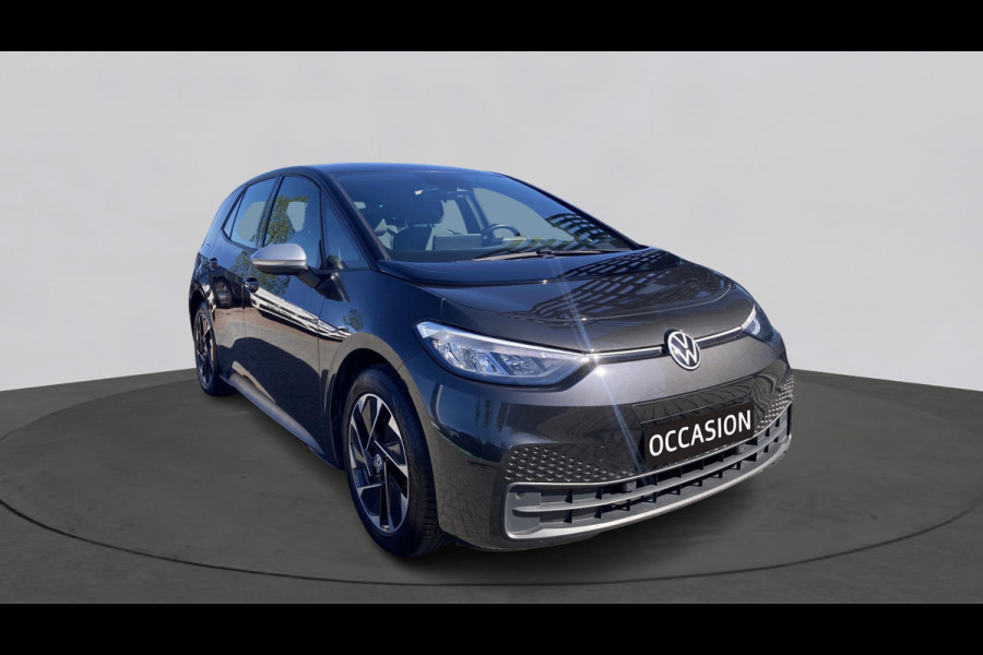 Volkswagen ID.3 First 58 kWh 204pk SOH 84% | Navi | 18" | Stoel/Stuurverw. | App-Connect | PDC