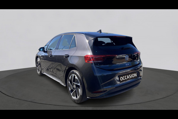 Volkswagen ID.3 First 58 kWh 204pk SOH 84% | Navi | 18" | Stoel/Stuurverw. | App-Connect | PDC