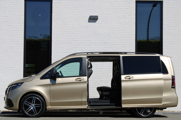 Mercedes-Benz V-Klasse 300d / DC / AMG / 4-Matic / Panorama / 360 Cam / 2x Elec Schuifd / Burmester / Vol Opties / NIEUW!!