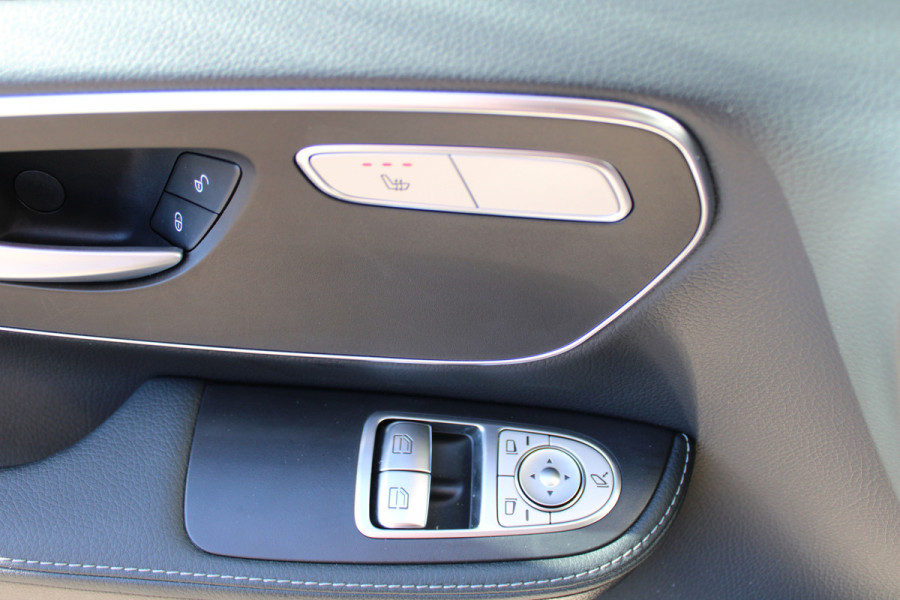 Mercedes-Benz V-Klasse 300d / DC / AMG / 4-Matic / Panorama / 360 Cam / 2x Elec Schuifd / Burmester / Vol Opties / NIEUW!!