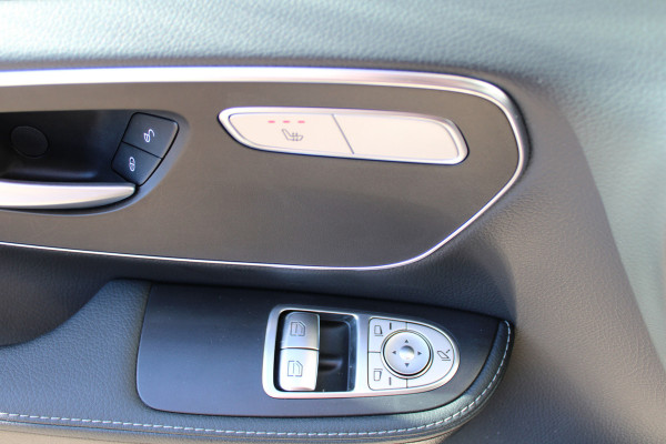 Mercedes-Benz V-Klasse 300d / DC / AMG / 4-Matic / Panorama / 360 Cam / 2x Elec Schuifd / Burmester / Vol Opties / NIEUW!!