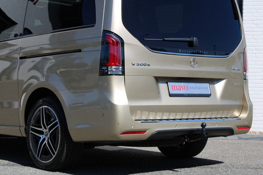 Mercedes-Benz V-Klasse 300d / DC / AMG / 4-Matic / Panorama / 360 Cam / 2x Elec Schuifd / Burmester / Vol Opties / NIEUW!!
