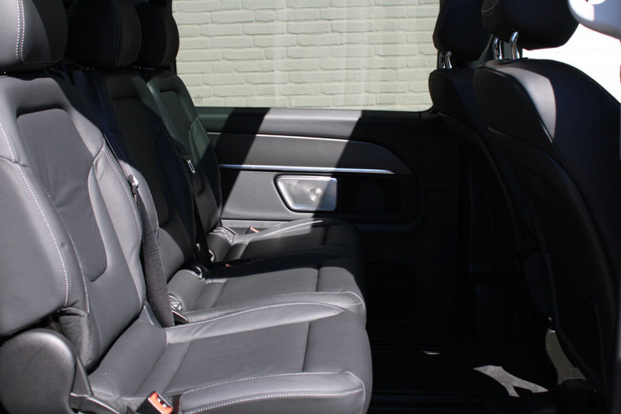 Mercedes-Benz V-Klasse 300d / DC / AMG / 4-Matic / Panorama / 360 Cam / 2x Elec Schuifd / Burmester / Vol Opties / NIEUW!!