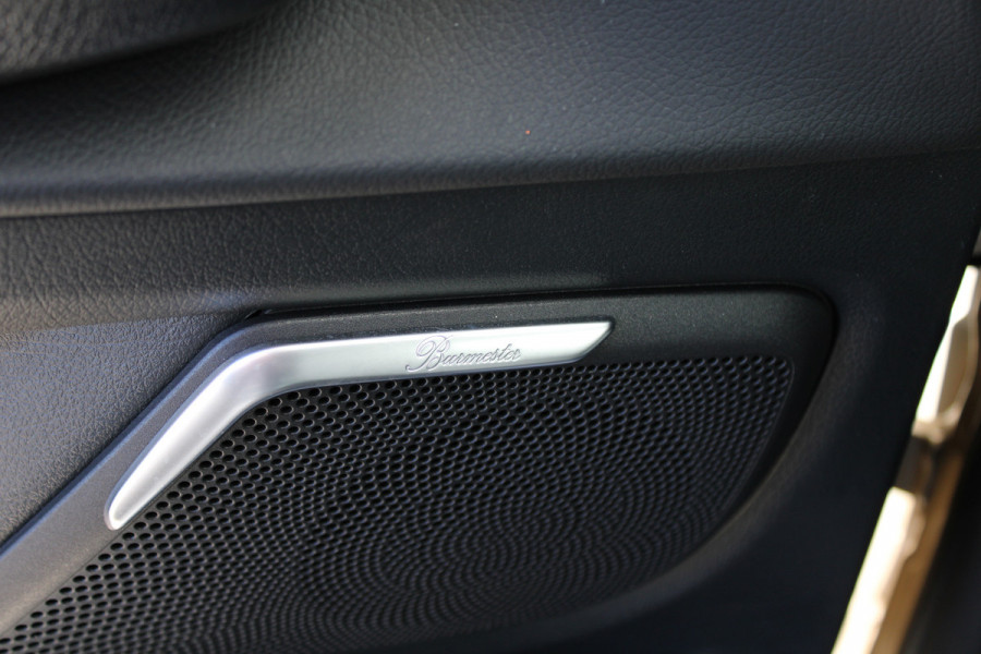 Mercedes-Benz V-Klasse 300d / DC / AMG / 4-Matic / Panorama / 360 Cam / 2x Elec Schuifd / Burmester / Vol Opties / NIEUW!!