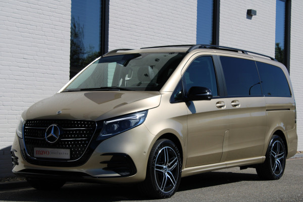 Mercedes-Benz V-Klasse 300d / DC / AMG / 4-Matic / Panorama / 360 Cam / 2x Elec Schuifd / Burmester / Vol Opties / NIEUW!!