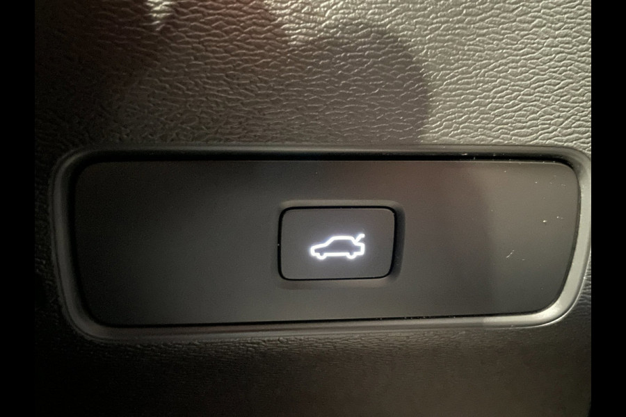 Volvo XC40 Recharge Plus 70 kWh|90%SOH|BLACK|ACC|CAMERA|CARPLAY/ANDROID AUTO|STOEL+STUURVERW|ELEK.KLEP|NL-AUTO|NAP|INC.BTW|1e EIG|