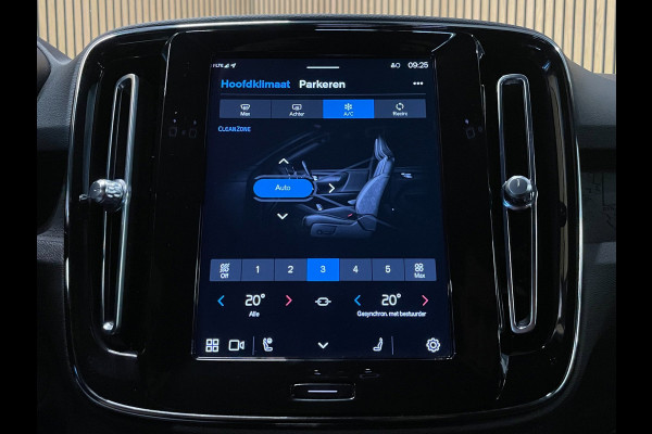 Volvo XC40 Recharge Plus 70 kWh|90%SOH|BLACK|ACC|CAMERA|CARPLAY/ANDROID AUTO|STOEL+STUURVERW|ELEK.KLEP|NL-AUTO|NAP|INC.BTW|1e EIG|