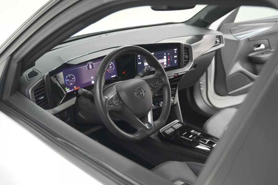 Opel Mokka Electric Level 5 50 kWh | 11 KW Lader | Camera | Adaptieve Cruise Control | Dodehoekdetectie