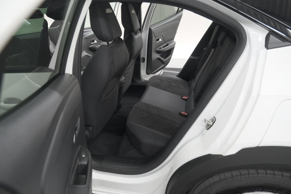 Opel Mokka Electric Level 5 50 kWh | 11 KW Lader | Camera | Adaptieve Cruise Control | Dodehoekdetectie