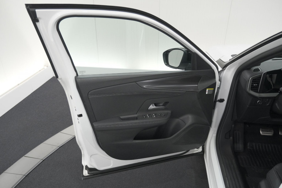 Opel Mokka Electric Level 5 50 kWh | 11 KW Lader | Camera | Adaptieve Cruise Control | Dodehoekdetectie