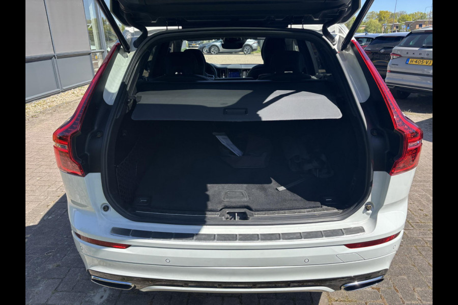 Volvo XC60 2.0 T6 Plug-in hybrid AWD R-Design | Panoramadak | Standkachel | Harman Kardon audio | Stoelverwarming / koeling