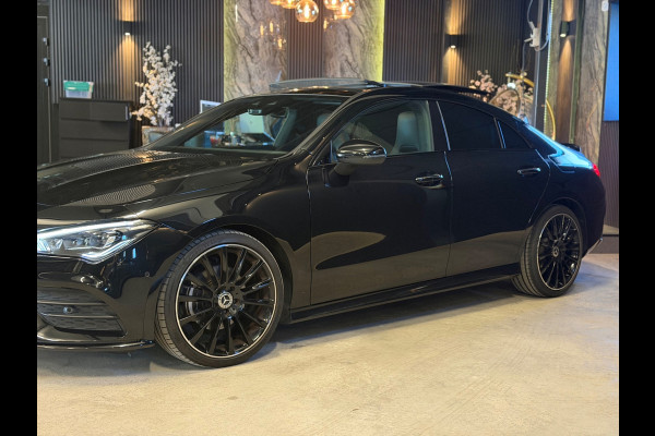Mercedes-Benz CLA-Klasse 180 AMG|PANO|SFEER|BOMVOL!