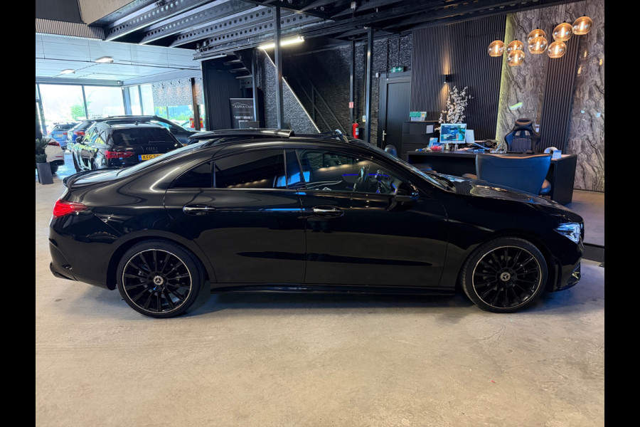 Mercedes-Benz CLA-Klasse 180 AMG|PANO|SFEER|BOMVOL!