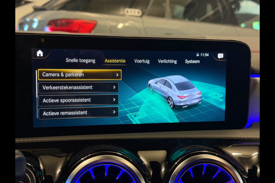 Mercedes-Benz CLA-Klasse 180 AMG|PANO|SFEER|BOMVOL!