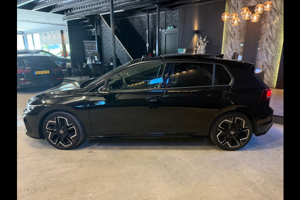 Volkswagen Golf 1.5 eTSI R-Line Edition|PANO|BOMVOL!