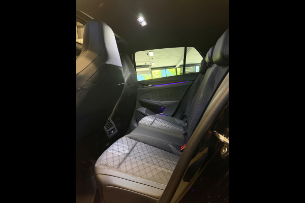Volkswagen Golf 1.5 eTSI R-Line Edition|PANO|BOMVOL!