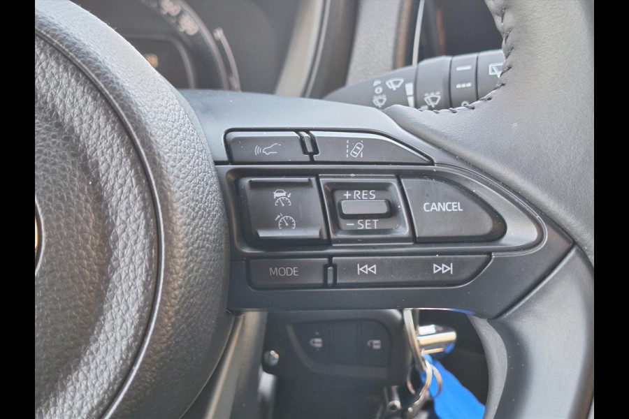 Toyota Aygo X 1.0 VVT-i S-CVT Automaat Pulse Bi-Tone | Stoelverwarming, Airconditioning, 17 inch, CarPlay, Adaptive cruise control