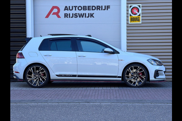Volkswagen Golf 2.0 TSI GTI Performance Pano/Camera/Keyless