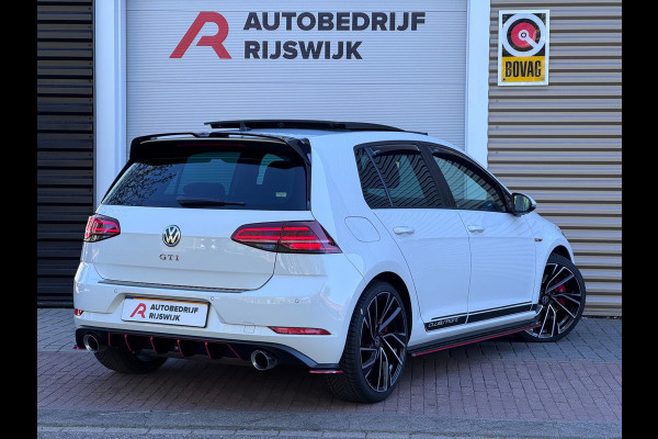 Volkswagen Golf 2.0 TSI GTI Performance Pano/Camera/Keyless