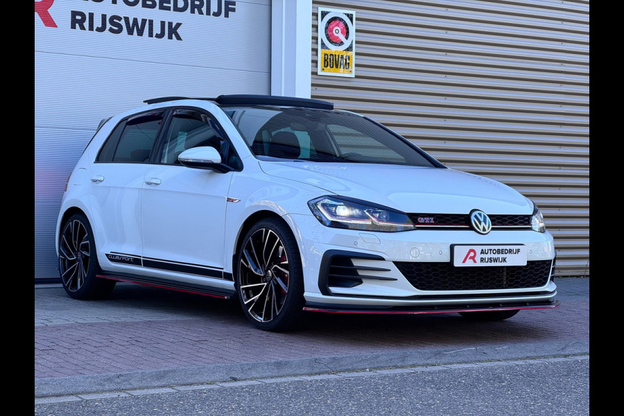Volkswagen Golf 2.0 TSI GTI Performance Pano/Camera/Keyless