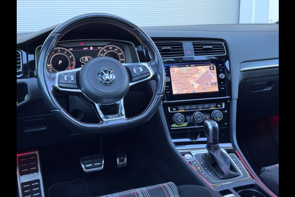 Volkswagen Golf 2.0 TSI GTI Performance Pano/Camera/Keyless