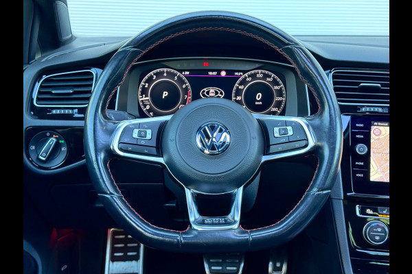 Volkswagen Golf 2.0 TSI GTI Performance Pano/Camera/Keyless