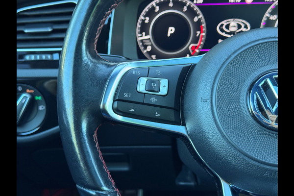 Volkswagen Golf 2.0 TSI GTI Performance Pano/Camera/Keyless